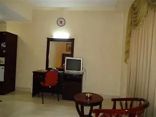 ***  Pearl City Hotel Colombo Sri Lanka