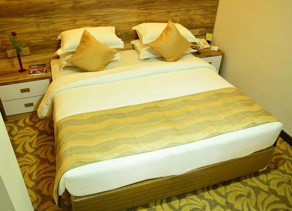 Pearl City Hotel Colombo