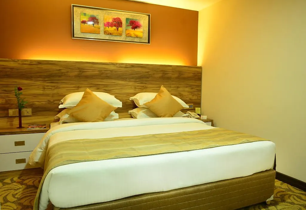 Pearl City Hotel Colombo